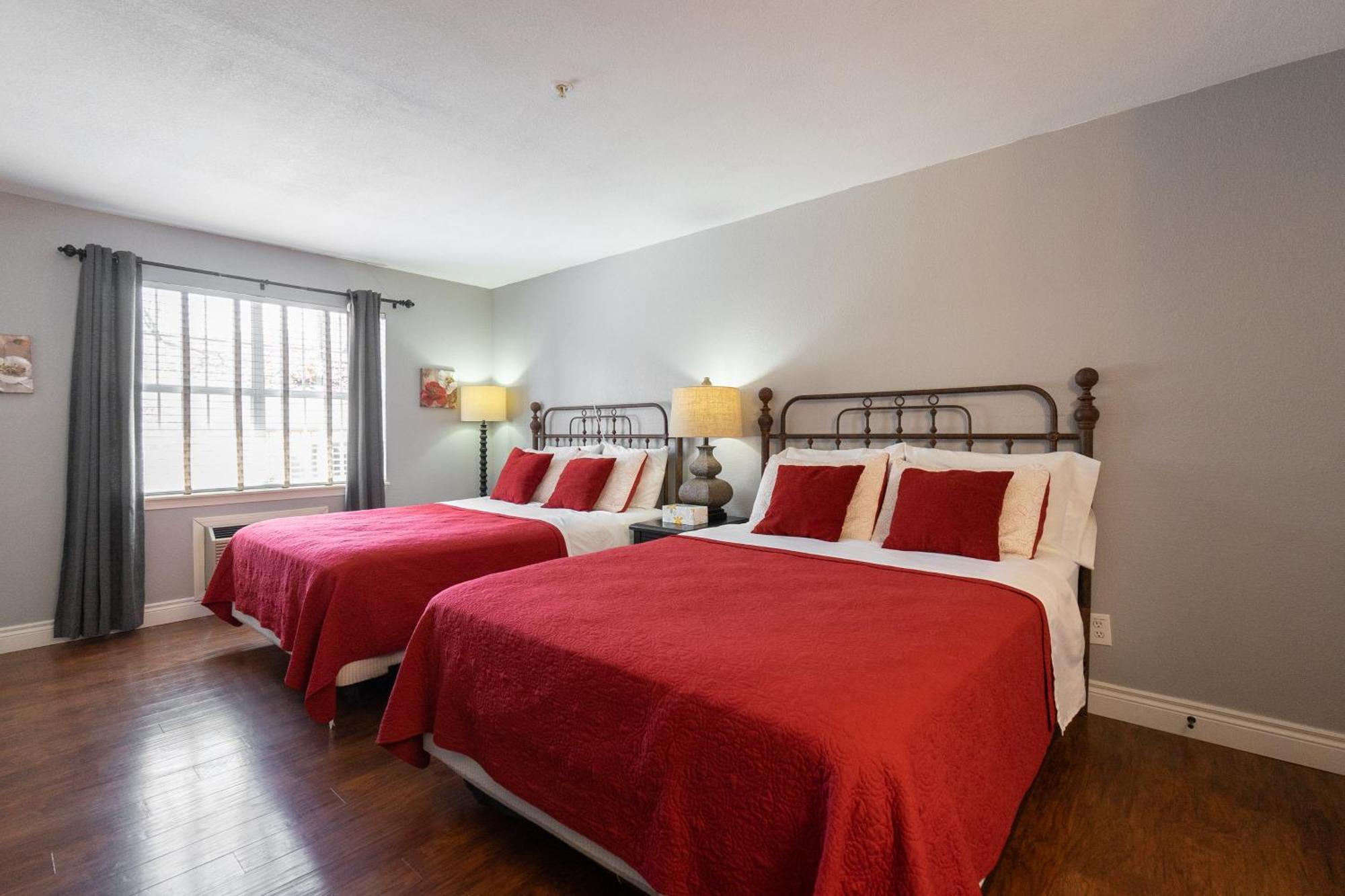 2Br Walk-In Condo - Near The 76 Strip - Free Wifi - Pool - Free Tickets Included - Clb-3 Брэнсон Экстерьер фото