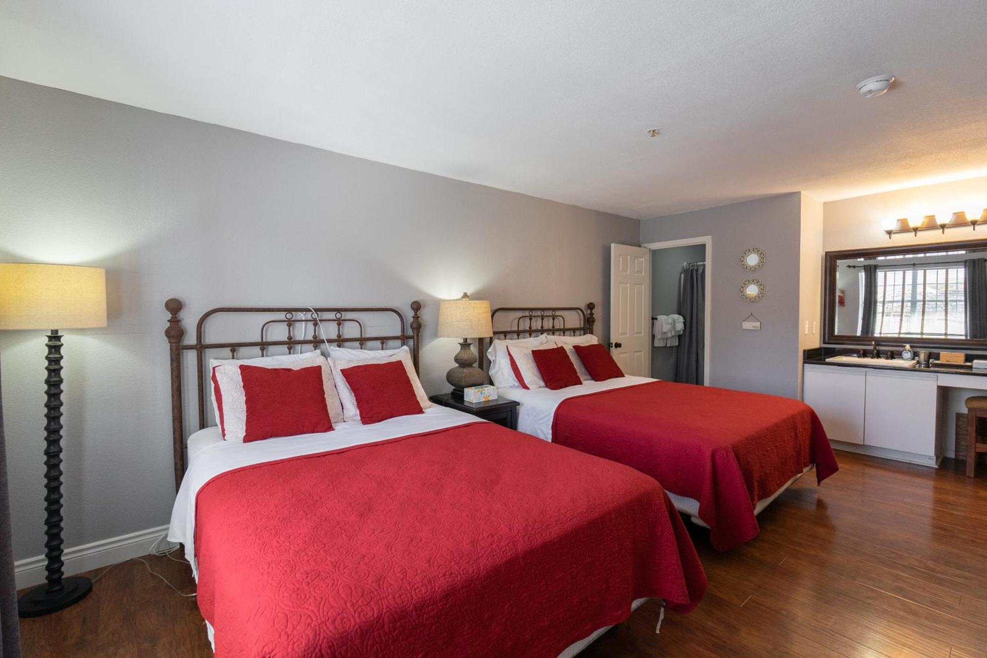 2Br Walk-In Condo - Near The 76 Strip - Free Wifi - Pool - Free Tickets Included - Clb-3 Брэнсон Экстерьер фото