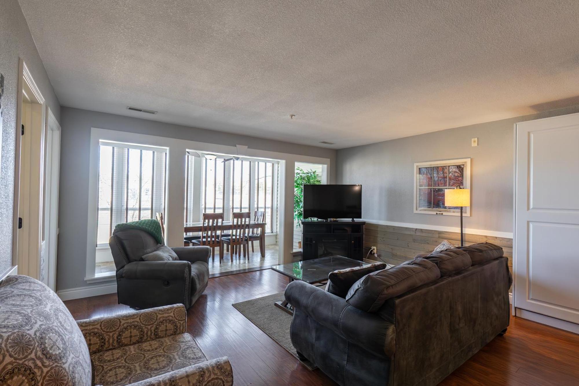 2Br Walk-In Condo - Near The 76 Strip - Free Wifi - Pool - Free Tickets Included - Clb-3 Брэнсон Экстерьер фото
